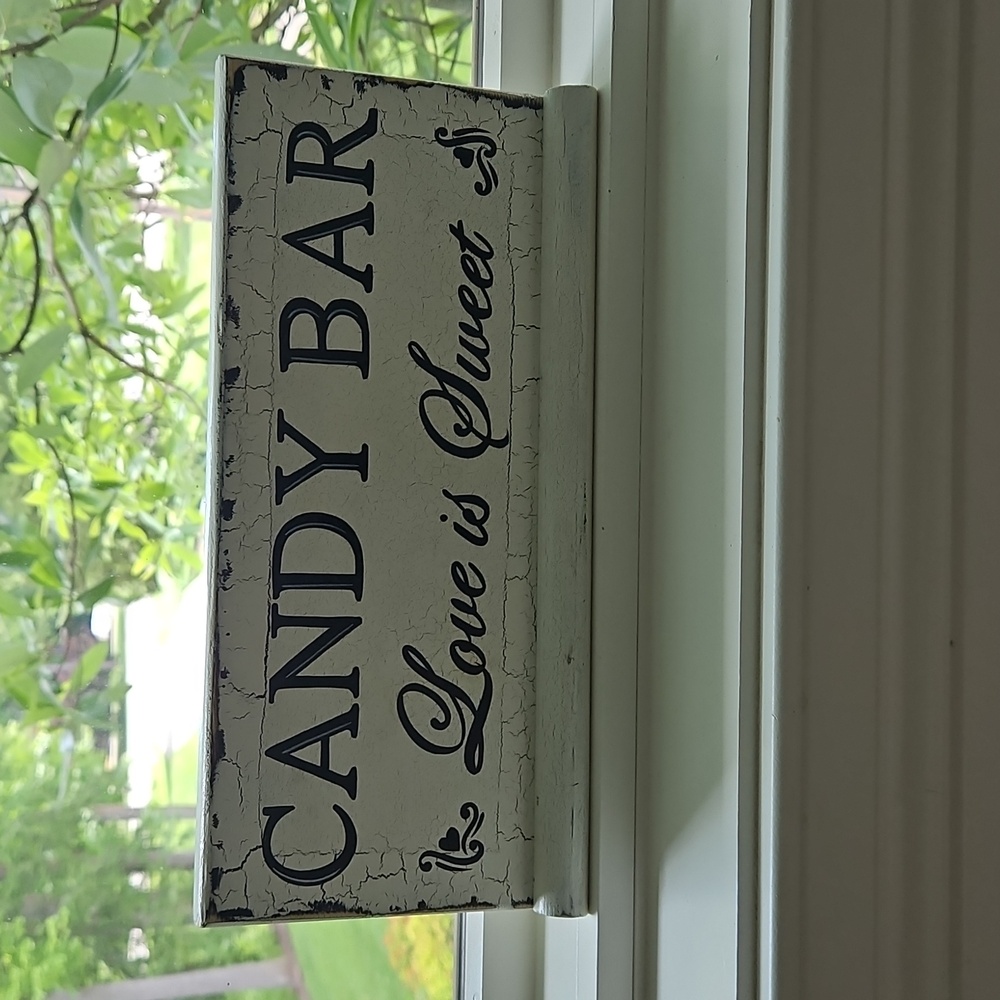 White Candy Bar Sign